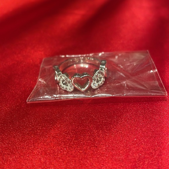 Cubic Zirconia Heart Cut Pave Band in 18k White Gold Ring - Picture 4 of 4